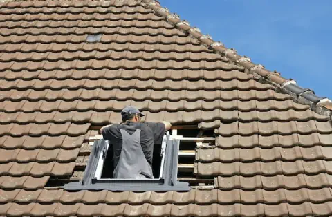 Pose de velux - Saint-André-sur-Cailly